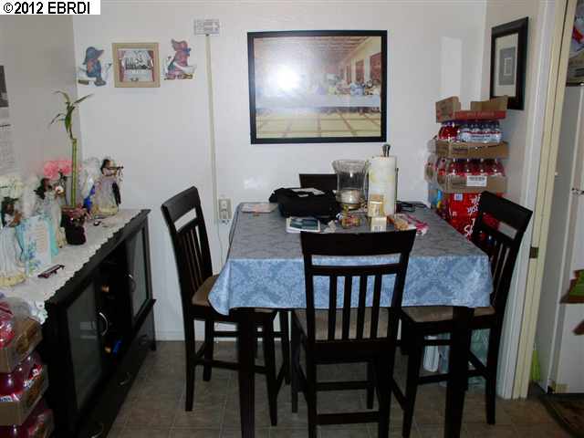 4060 LYON AVE, OAKLAND, California 94601-3834, ,Comm Ri Multi-units 5+,For Sale,LYON AVE,40585089