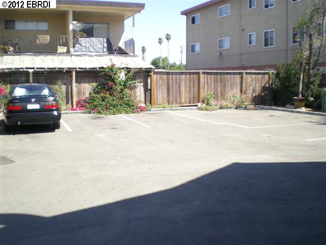 432 Berry, HAYWARD, California 94544, ,Comm Ri Multi-units 5+,For Sale,Berry,40586142
