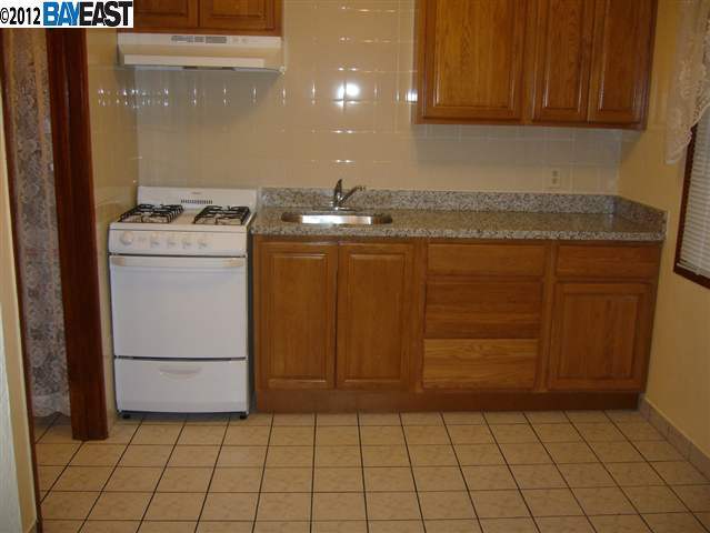 20370 Haviland Ave., HAYWARD, California 94541, ,Comm Ri Multi-units 5+,For Sale,Haviland Ave.,40587087