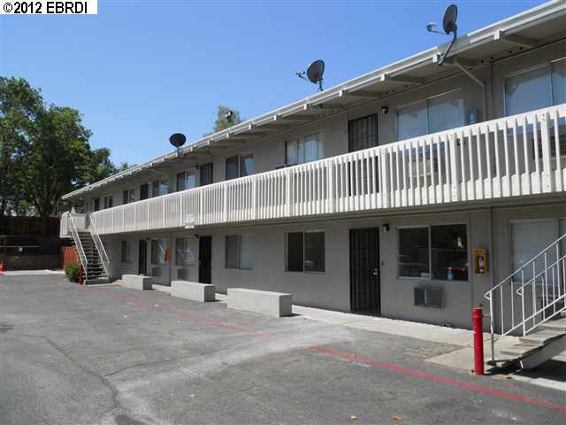 927 fitzuren, ANTIOCH, California 94509, ,Comm Ri Multi-units 5+,For Sale,fitzuren,40587556
