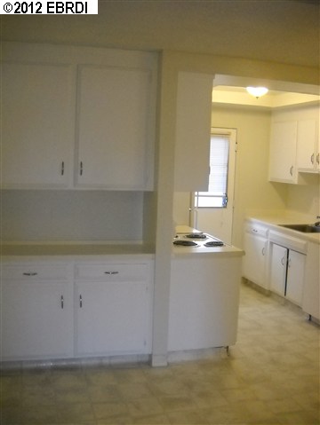 927 fitzuren, ANTIOCH, California 94509, ,Comm Ri Multi-units 5+,For Sale,fitzuren,40587556