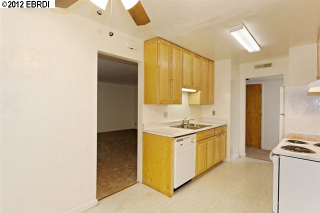 1777 Sausal street, OAKLAND, California 94602, ,Comm Ri Multi-units 5+,For Sale,Sausal street,40587667