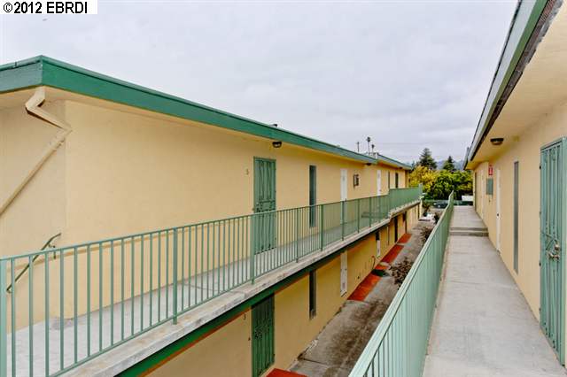 1777 Sausal street, OAKLAND, California 94602, ,Comm Ri Multi-units 5+,For Sale,Sausal street,40587667