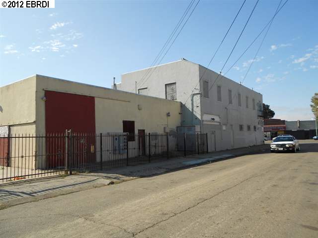 7200 INTERNATIONAL BLVD, OAKLAND, California 94621-2802, ,Comm Ri Multi-units 5+,For Sale,INTERNATIONAL BLVD,40588443