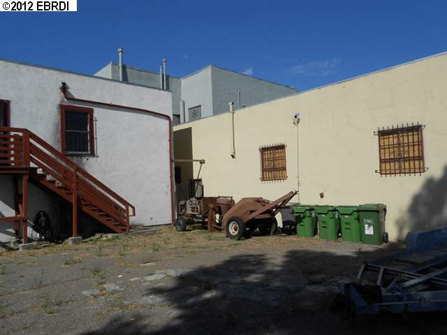 7200 INTERNATIONAL BLVD, OAKLAND, California 94621-2802, ,Comm Ri Multi-units 5+,For Sale,INTERNATIONAL BLVD,40588443