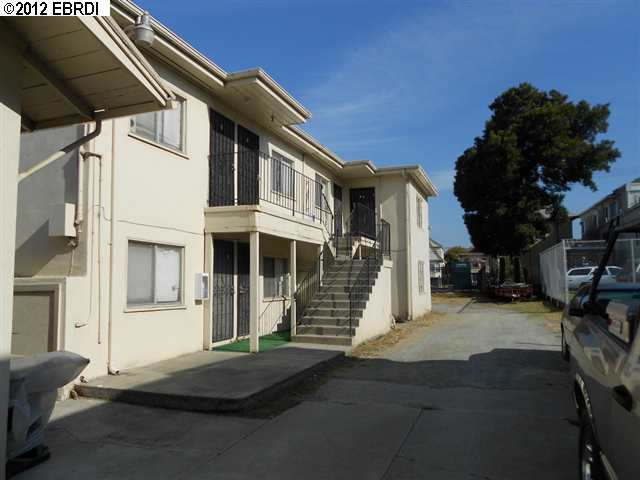 880 36th St, OAKLAND, California 94608, ,Comm Ri Multi-units 5+,For Sale,36th St,40589162