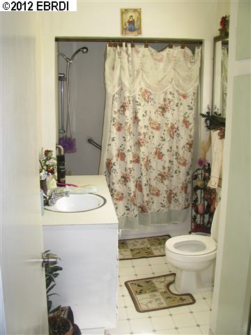 15951 Marcella St, SAN LEANDRO, California 94578, ,Comm Ri Multi-units 5+,For Sale,Marcella St,40589332