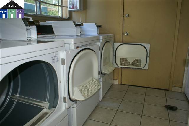 1121 Eureka Lane, CONCORD, California 94520, ,Comm Ri Multi-units 5+,For Sale,Eureka Lane,40591296