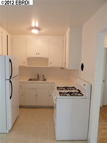 1230 141ST AVE, SAN LEANDRO, California 94578-2716, ,Comm Ri Multi-units 5+,For Sale,141ST AVE,40591717