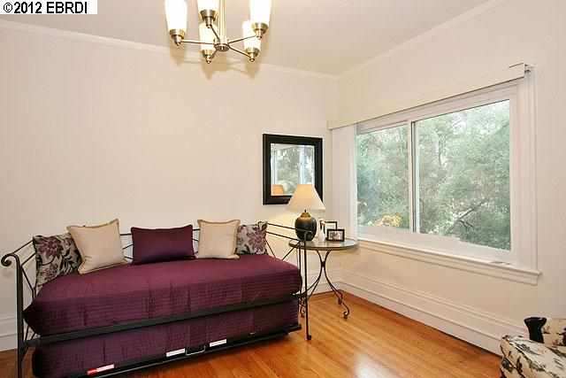 810 WALKER AVE, OAKLAND, California 94610-2004, ,Comm Ri Multi-units 5+,For Sale,WALKER AVE,40592813