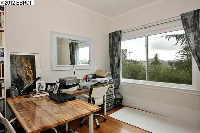 810 WALKER AVE, OAKLAND, California 94610-2004, ,Comm Ri Multi-units 5+,For Sale,WALKER AVE,40592813