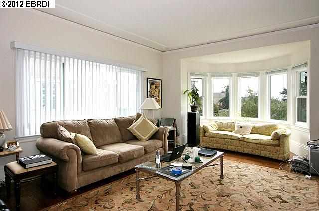 810 WALKER AVE, OAKLAND, California 94610-2004, ,Comm Ri Multi-units 5+,For Sale,WALKER AVE,40592813