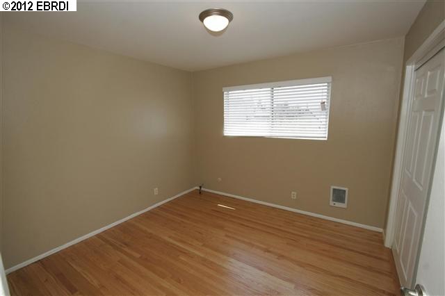 1127 23rd St, OAKLAND, California 94606, ,Comm Ri Multi-units 5+,For Sale,23rd St,40592888