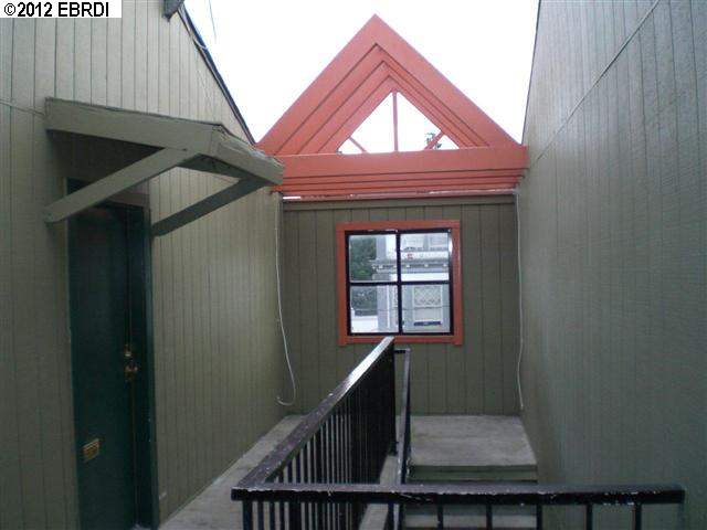 530 24TH ST, OAKLAND, California 94612-1722, ,Comm Ri Multi-units 5+,For Sale,24TH ST,40594449