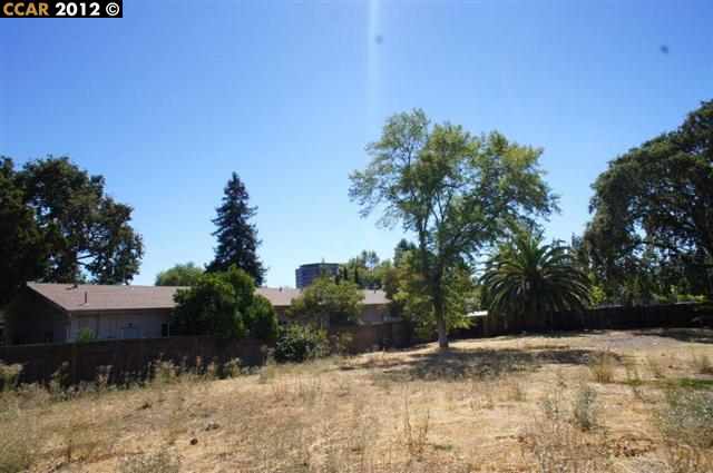 1869 3RD ST, CONCORD, California 94519-2625, ,Comm Lots And Land,For Sale,3RD ST,40934246