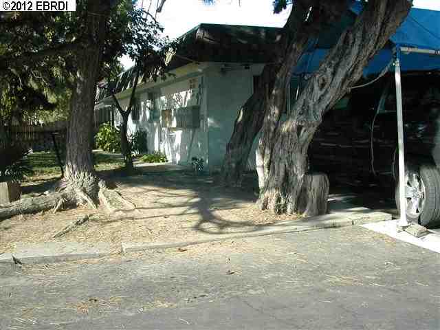 924 Garfield St, LODI, California 95240-5428, ,Comm Ri Multi-units 5+,For Sale,Garfield St,40595026