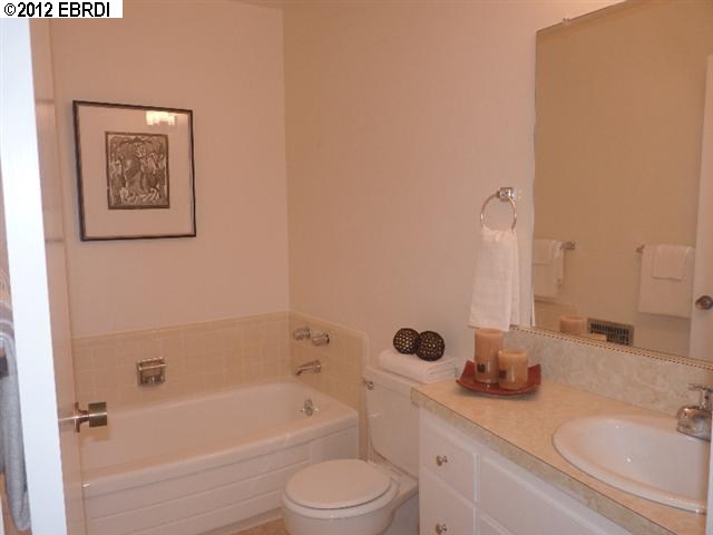 1501 Verdi, ALAMEDA, California 94501, ,Comm Ri Multi-units 5+,For Sale,Verdi,40595181