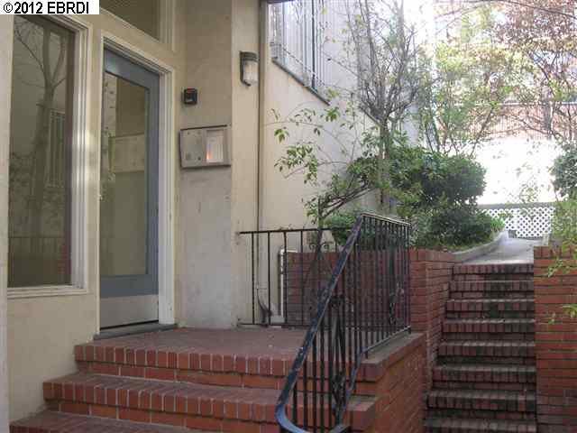 2936 14th Ave, OAKLAND, California 94606, ,Comm Ri Multi-units 5+,For Sale,14th Ave,40596840
