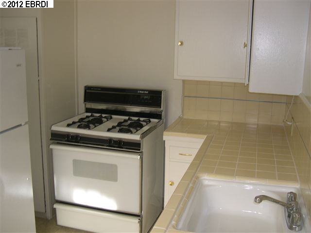 2936 14th Ave, OAKLAND, California 94606, ,Comm Ri Multi-units 5+,For Sale,14th Ave,40596840