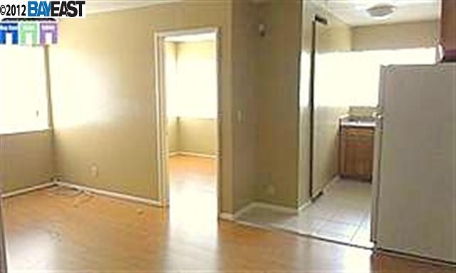 3111 SCHOOL ST, OAKLAND, California 94602-2836, ,Comm Ri Multi-units 5+,For Sale,SCHOOL ST,40596901