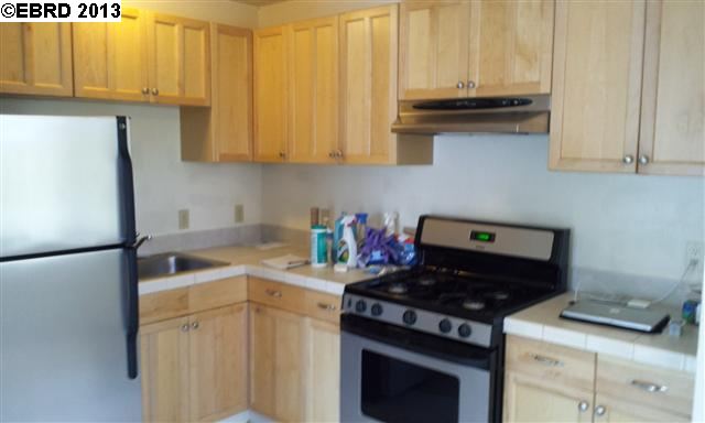 6387 DANA ST, OAKLAND, California 94609-1337, ,Comm Ri Multi-units 5+,For Sale,DANA ST,40602264