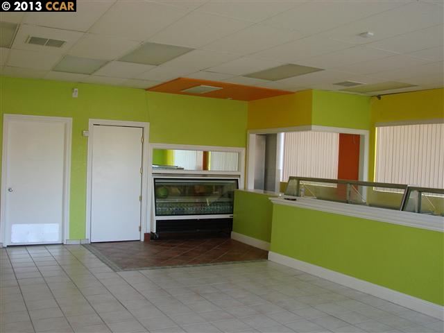 2460 WILLOW PASS RD, BAY POINT, California 94565-3332, ,Comm Ri Multi-units 5+,For Sale,WILLOW PASS RD,40602340