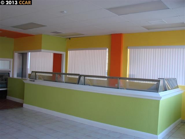 2460 WILLOW PASS RD, BAY POINT, California 94565-3332, ,Comm Ri Multi-units 5+,For Sale,WILLOW PASS RD,40602340