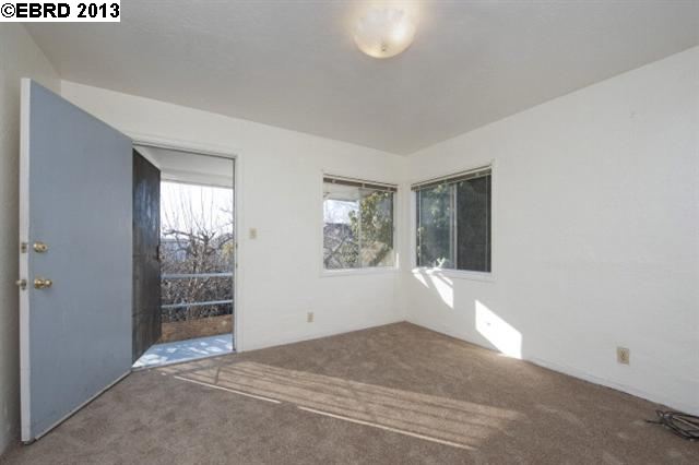1420 ALCATRAZ AVE, BERKELEY, California 94702-2711, ,Comm Ri Multi-units 5+,For Sale,ALCATRAZ AVE,40602408