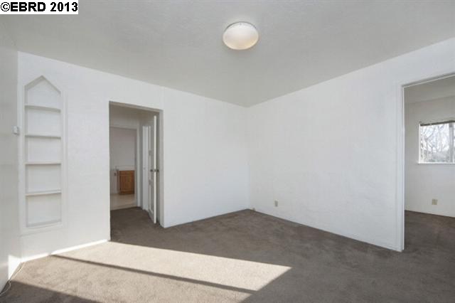 1420 ALCATRAZ AVE, BERKELEY, California 94702-2711, ,Comm Ri Multi-units 5+,For Sale,ALCATRAZ AVE,40602408