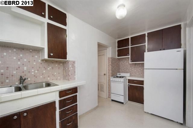 1420 ALCATRAZ AVE, BERKELEY, California 94702-2711, ,Comm Ri Multi-units 5+,For Sale,ALCATRAZ AVE,40602408