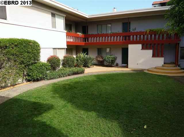 1715 SPRUCE ST, BERKELEY, California 94709-1726, ,Comm Ri Multi-units 5+,For Sale,SPRUCE ST,40604180