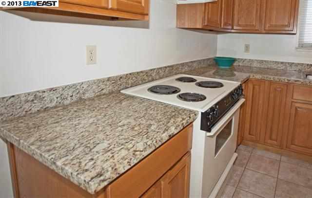 58 OAKES BLVD, SAN LEANDRO, California 94577-2825, ,Comm Ri Multi-units 5+,For Sale,OAKES BLVD,40605246