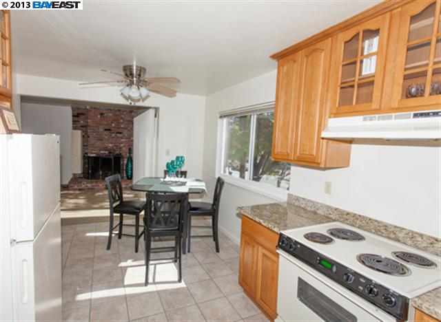 58 OAKES BLVD, SAN LEANDRO, California 94577-2825, ,Comm Ri Multi-units 5+,For Sale,OAKES BLVD,40605246