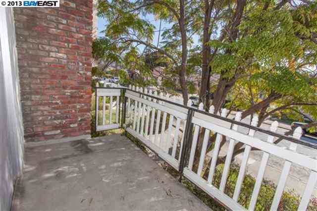 58 OAKES BLVD, SAN LEANDRO, California 94577-2825, ,Comm Ri Multi-units 5+,For Sale,OAKES BLVD,40605246
