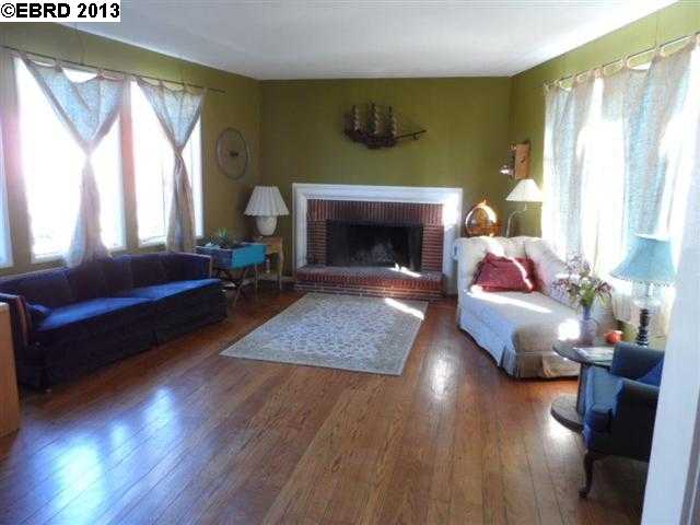 2415 7TH AVE, OAKLAND, California 94606-2023, ,Comm Ri Multi-units 5+,For Sale,7TH AVE,40605806
