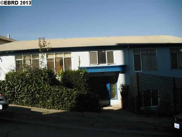 2415 7TH AVE, OAKLAND, California 94606-2023, ,Comm Ri Multi-units 5+,For Sale,7TH AVE,40605806