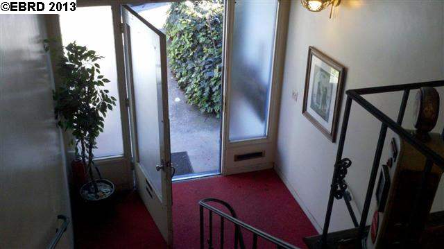 2415 7TH AVE, OAKLAND, California 94606-2023, ,Comm Ri Multi-units 5+,For Sale,7TH AVE,40605806