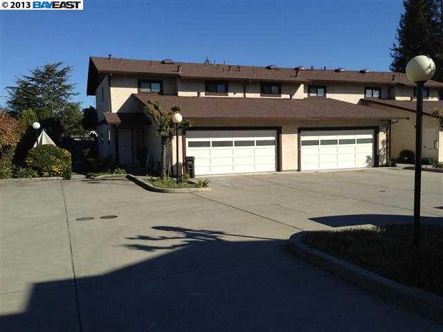 3430 SOMERSET AVE, CASTRO VALLEY, California 94546-3355, ,Comm Ri Multi-units 5+,For Sale,SOMERSET AVE,40606277
