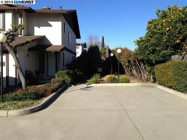 3430 SOMERSET AVE, CASTRO VALLEY, California 94546-3355, ,Comm Ri Multi-units 5+,For Sale,SOMERSET AVE,40606277