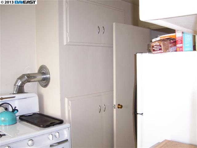 293 EUCLID AVE, OAKLAND, California 94610-3128, ,Comm Ri Multi-units 5+,For Sale,EUCLID AVE,40606469