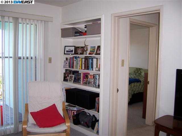 293 EUCLID AVE, OAKLAND, California 94610-3128, ,Comm Ri Multi-units 5+,For Sale,EUCLID AVE,40606469