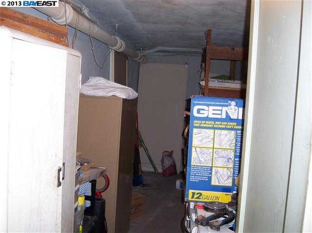 293 EUCLID AVE, OAKLAND, California 94610-3128, ,Comm Ri Multi-units 5+,For Sale,EUCLID AVE,40606469
