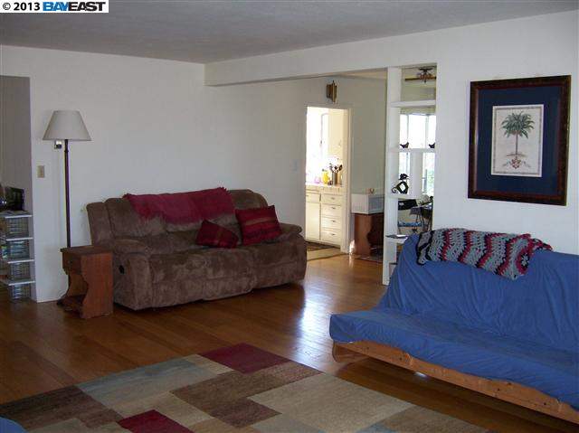 293 EUCLID AVE, OAKLAND, California 94610-3128, ,Comm Ri Multi-units 5+,For Sale,EUCLID AVE,40606469