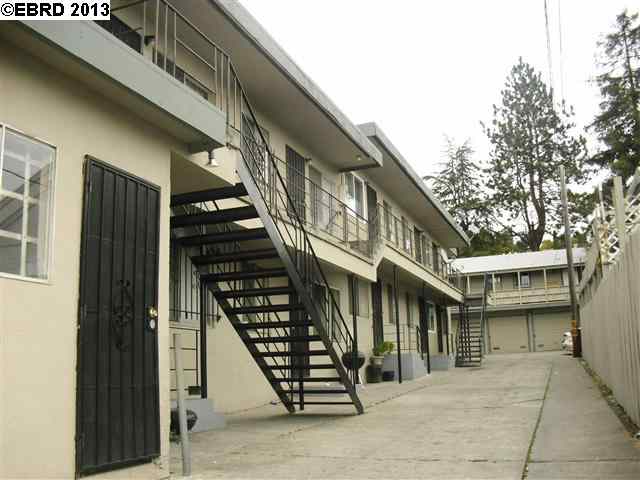 6840 MACARTHUR BLVD, OAKLAND, California 94605-2547, ,Comm Ri Multi-units 5+,For Sale,MACARTHUR BLVD,40607342