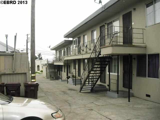 6840 MACARTHUR BLVD, OAKLAND, California 94605-2547, ,Comm Ri Multi-units 5+,For Sale,MACARTHUR BLVD,40607342