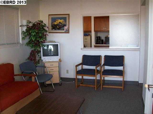 3796 Railroad Avenue, PITTSBURG, California 94565-6528, ,Comm Industrial For Lease,For Rent,Railroad Avenue,40938373