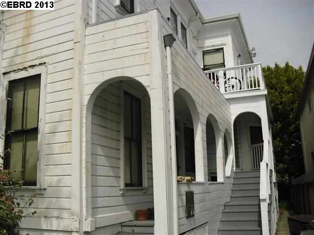 1374 32ND ST, OAKLAND, California 94602-1023, ,Comm Ri Multi-units 5+,For Sale,32ND ST,40608185