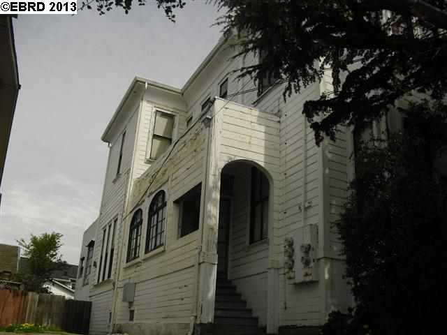1374 32ND ST, OAKLAND, California 94602-1023, ,Comm Ri Multi-units 5+,For Sale,32ND ST,40608185
