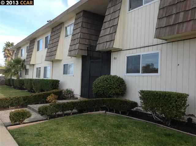 1017 H ST, ANTIOCH, California 94509-1610, ,Comm Ri Multi-units 5+,For Sale,H ST,40608231