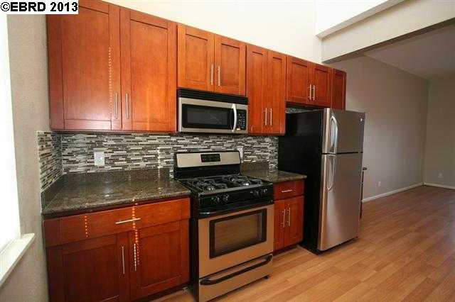 2335 Market St, OAKLAND, California 94607, ,Comm Ri Multi-units 5+,For Sale,Market St,40608258